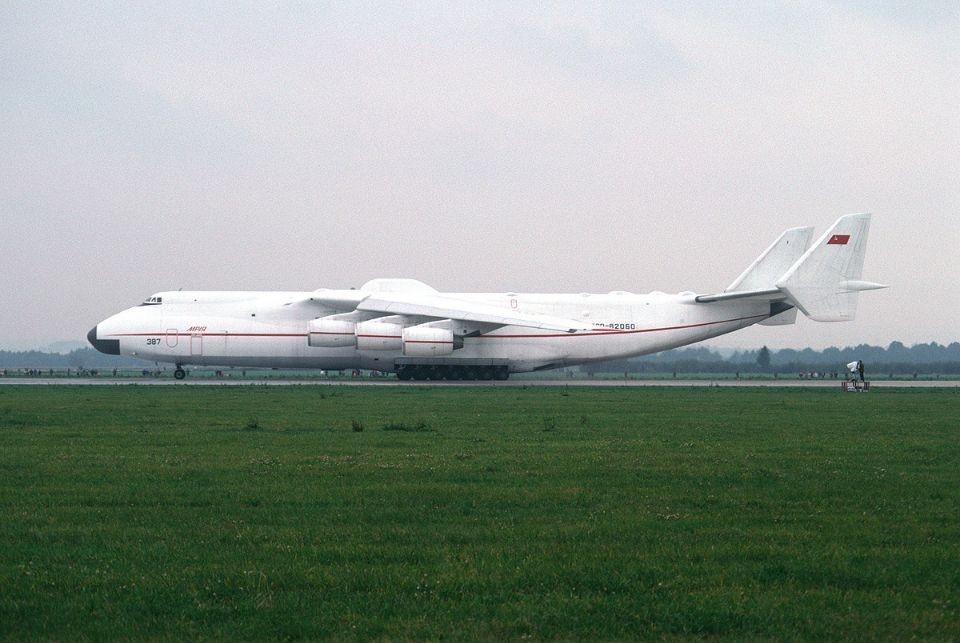 全球十大運(yùn)輸機(jī)，探索航空運(yùn)輸領(lǐng)域的巨無霸，全球航空運(yùn)輸領(lǐng)域的巨無霸，十大運(yùn)輸機(jī)探索