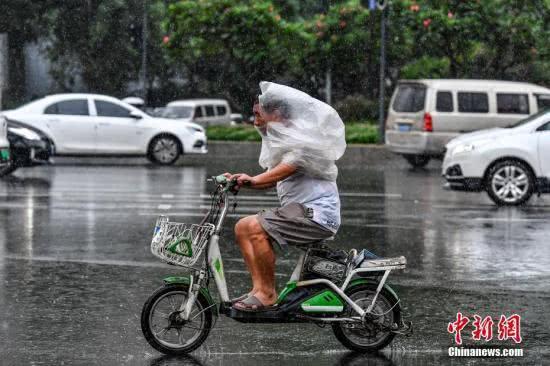 遼寧今晚大到暴雨——如何應(yīng)對與防范氣象災(zāi)害，遼寧暴雨預(yù)警，氣象災(zāi)害應(yīng)對與防范指南