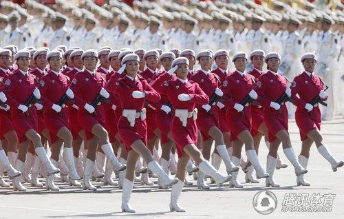 閃耀的女兵風采，2021大閱兵女兵方隊解析，『2021大閱兵女兵方隊，展現閃耀的女兵風采』