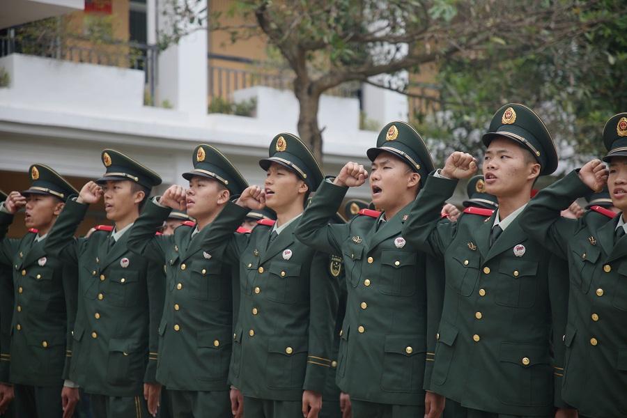 中國(guó)新兵請(qǐng)入列，人生第一次與人生第二次的啟示，中國(guó)新兵成長(zhǎng)之路，人生第一次與第二次的啟示與啟示