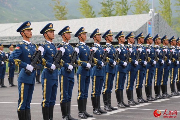 三軍女兵方隊領隊，巾幗英雄的榮耀與責任，三軍女兵方隊領隊，巾幗英雄的榮耀與擔當