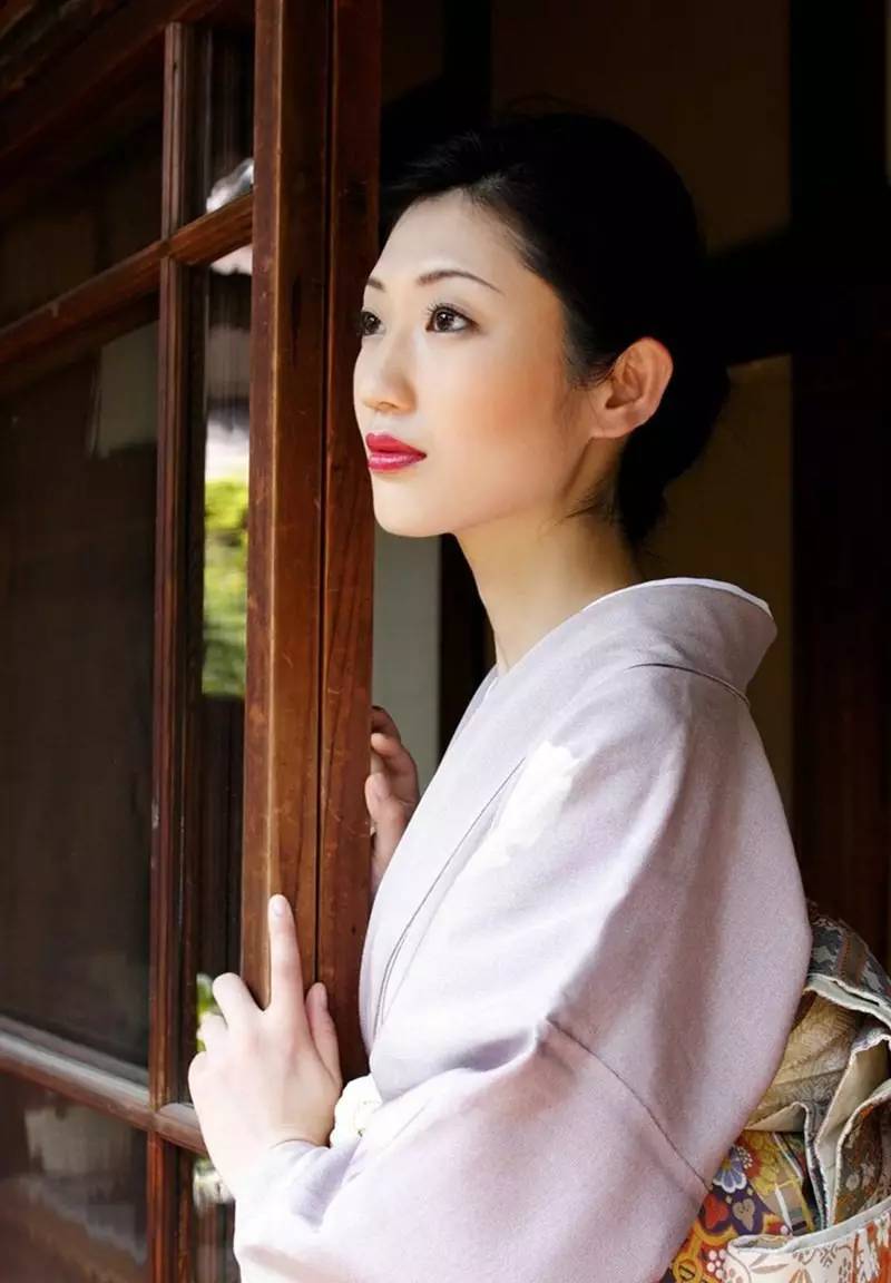 日本性感女星結(jié)婚，愛情與事業(yè)的雙贏故事，日本性感女星結(jié)婚，愛情與事業(yè)雙贏之路