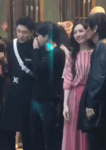 向佐與郭碧婷的甜蜜瞬間