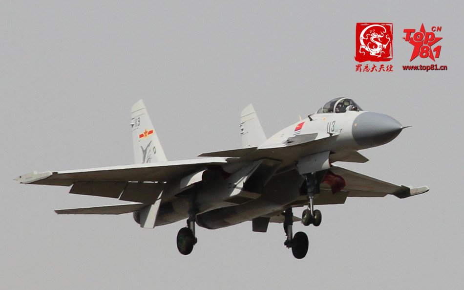 殲-15戰(zhàn)斗機(jī)參數(shù)詳解，殲-15戰(zhàn)斗機(jī)參數(shù)全面解析